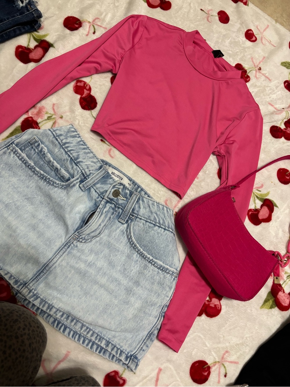 SHEIN Hot Pink Long-Sleeve Crop Top